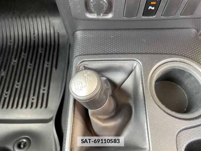 Toyota FJ CRUISER 2015-04 3373433-26