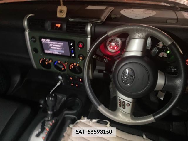 Toyota FJ CRUISER 2014-03 3421117-15