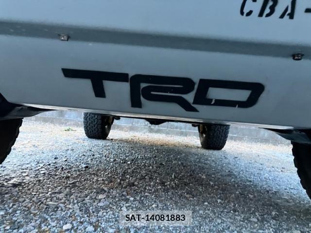 Toyota FJ CRUISER 2017-09 4109552-8