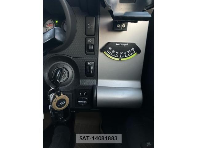 Toyota FJ CRUISER 2017-09 4109552-13