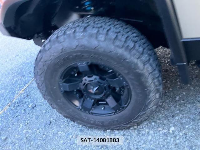 Toyota FJ CRUISER 2017-09 4109552-6