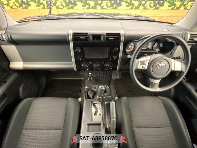 Toyota FJ CRUISER 2012-05 4139292-1