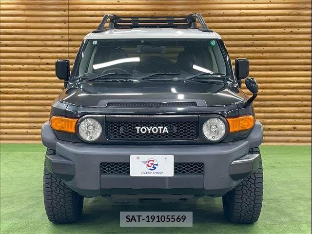 Toyota FJ CRUISER 2013-01 4420701-12
