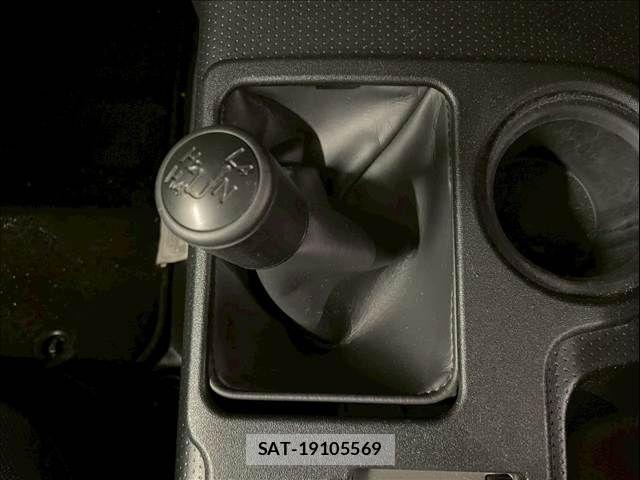 Toyota FJ CRUISER 2013-01 4420701-8