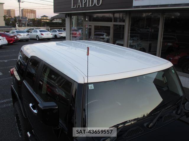 Toyota FJ CRUISER 2015-11 4592234-13