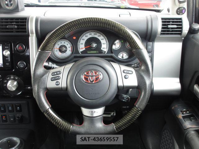 Toyota FJ CRUISER 2015-11 4592234-20