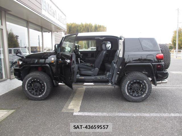 Toyota FJ CRUISER 2015-11 4592234-24