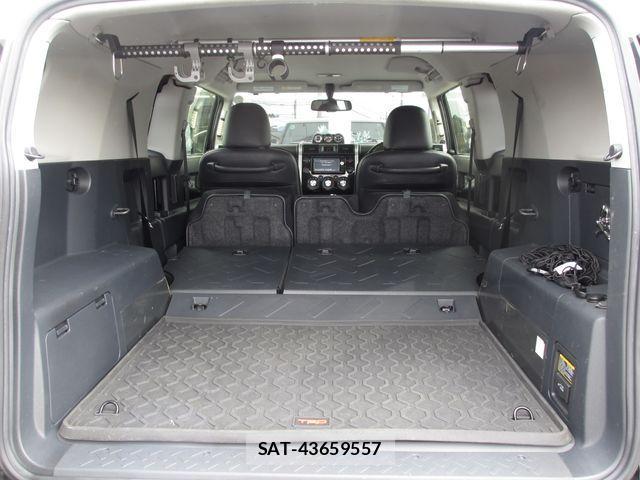 Toyota FJ CRUISER 2015-11 4592234-26
