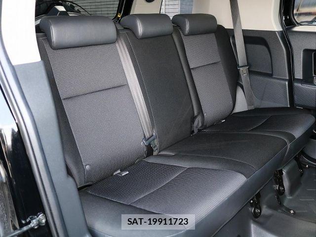 Toyota FJ CRUISER 2017-01 4638961-6