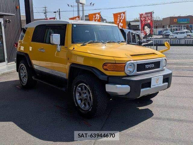Toyota FJ CRUISER 2011-02 4638962-15