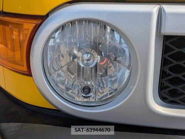 Toyota FJ CRUISER 2011-02 4638962-22
