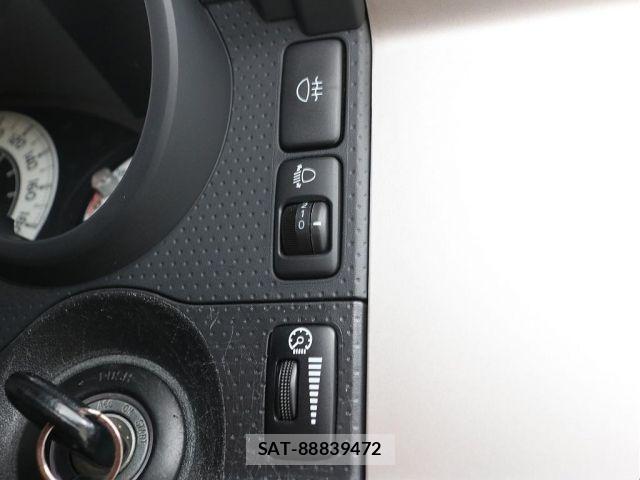 Toyota FJ CRUISER 2013-01 4942061-19