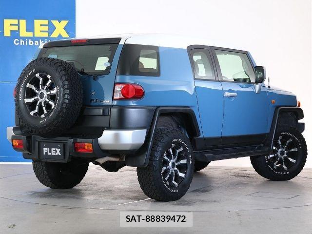 Toyota FJ CRUISER 2013-01 4942061-3
