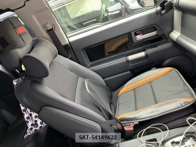 Toyota FJ CRUISER 2014-01 4942073-13