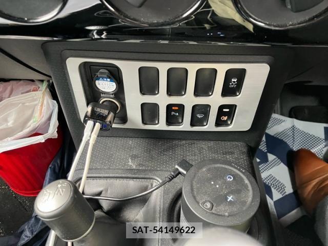 Toyota FJ CRUISER 2014-01 4942073-25
