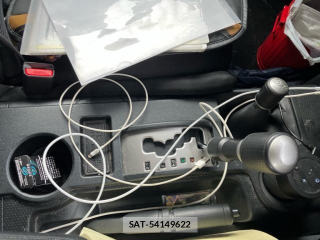 Toyota FJ CRUISER 2014-01 4942073-26