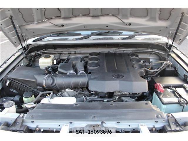 Toyota FJ CRUISER 2013-03 5867745-18