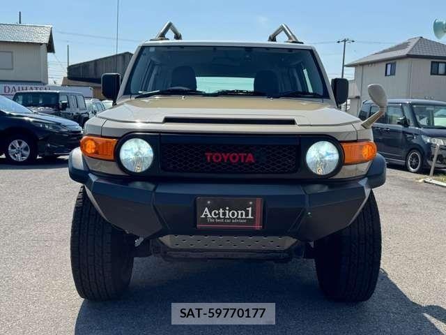 Toyota FJ CRUISER 2011-07 5867750-1