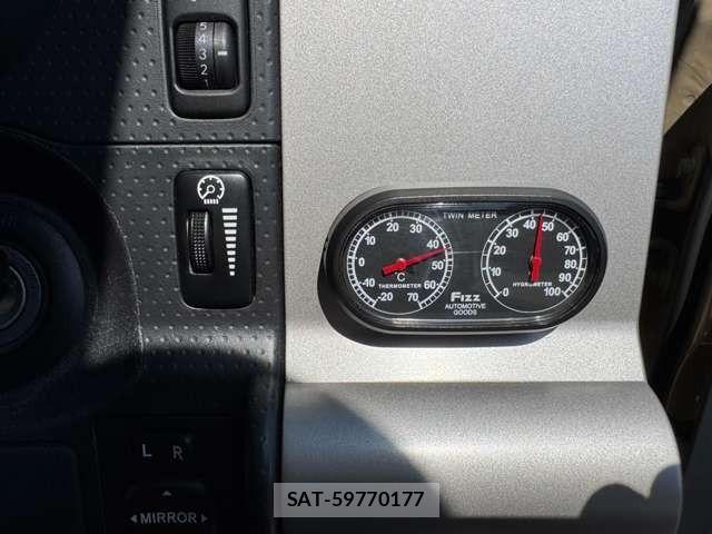 Toyota FJ CRUISER 2011-07 5867750-24
