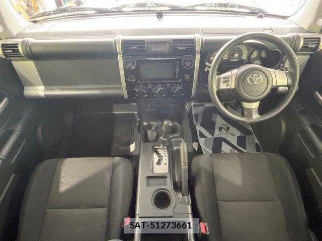 Toyota FJ CRUISER 2014-04 5867728-1