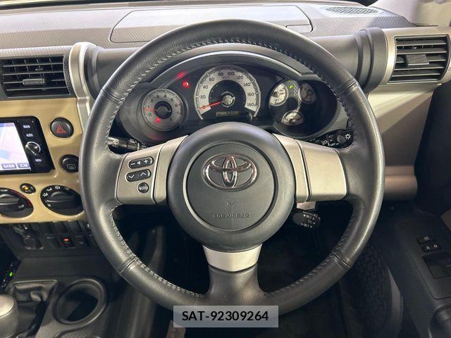 Toyota FJ CRUISER 2016-09 5867720-10