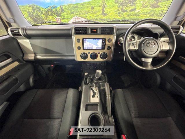 Toyota FJ CRUISER 2016-09 5867720-1