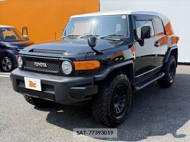 Toyota FJ CRUISER 2012-06 5867727-9