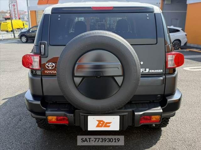Toyota FJ CRUISER 2012-06 5867727-13
