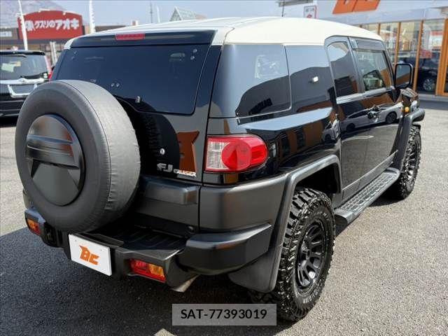 Toyota FJ CRUISER 2012-06 5867727-14