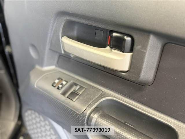 Toyota FJ CRUISER 2012-06 5867727-20