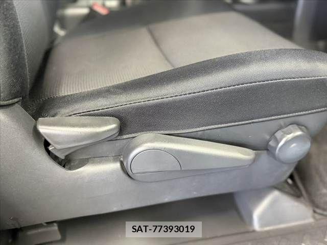 Toyota FJ CRUISER 2012-06 5867727-21