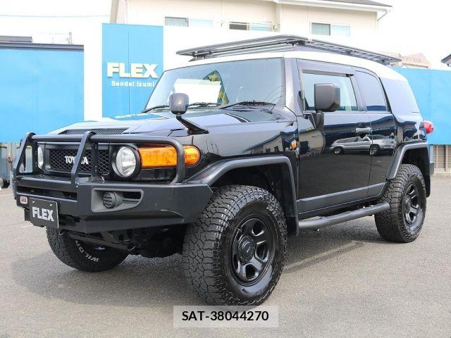 Toyota FJ CRUISER 2011-01 5867724-11