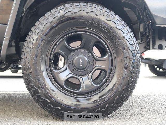 Toyota FJ CRUISER 2011-01 5867724-14