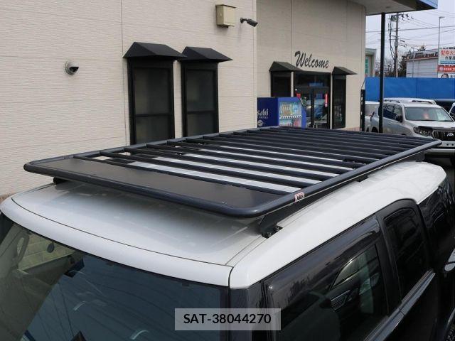 Toyota FJ CRUISER 2011-01 5867724-16