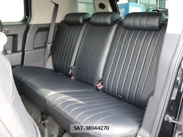 Toyota FJ CRUISER 2011-01 5867724-8