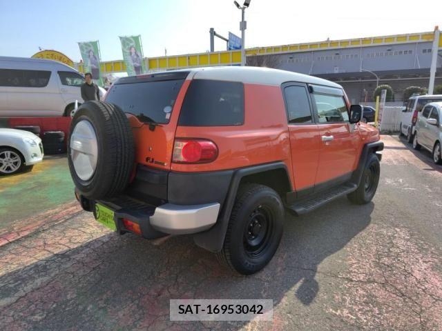 Toyota FJ CRUISER 2013-06 5867733-10