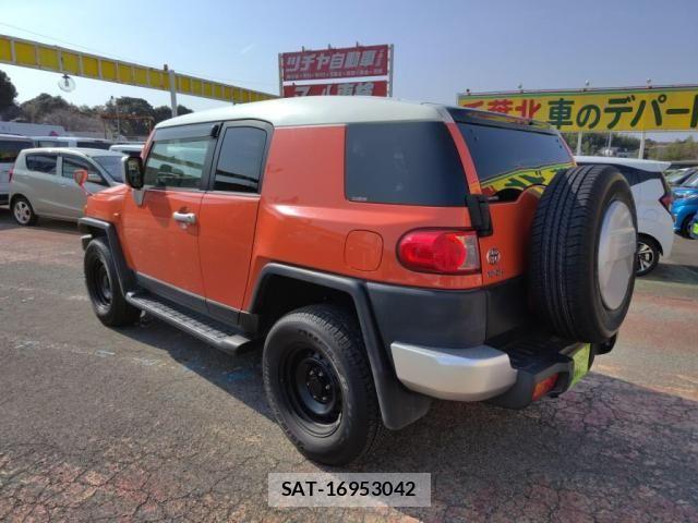 Toyota FJ CRUISER 2013-06 5867733-11
