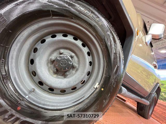 Toyota FJ CRUISER 2017-06 6006094-12