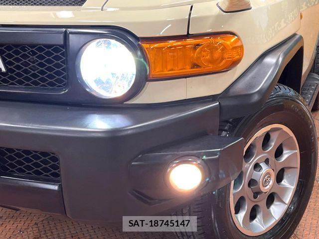 Toyota FJ CRUISER 2018-01 6006093-9