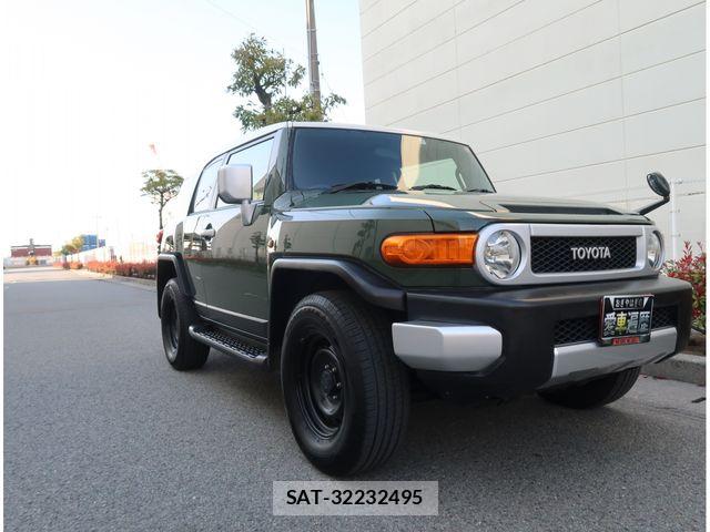 Toyota FJ CRUISER 2014-02 6214666-13