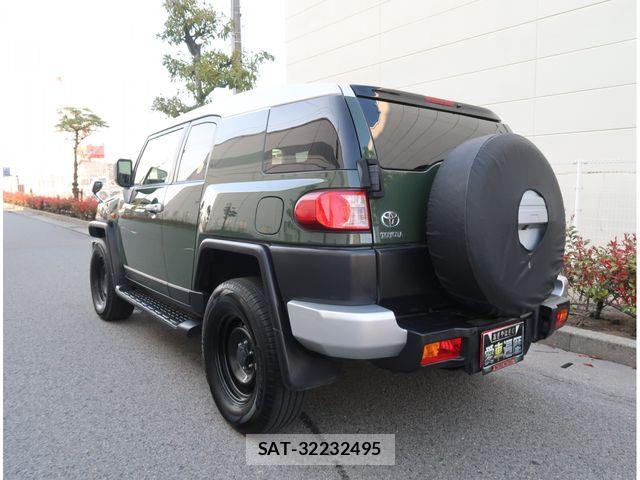 Toyota FJ CRUISER 2014-02 6214666-16