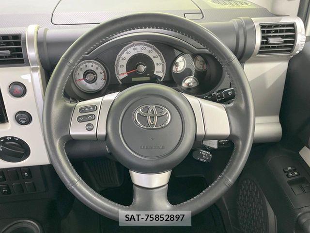 Toyota FJ CRUISER 2017-10 6264085-10