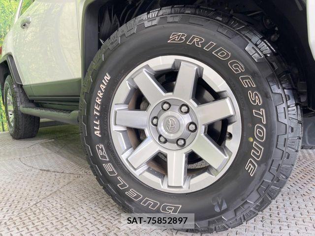 Toyota FJ CRUISER 2017-10 6264085-11
