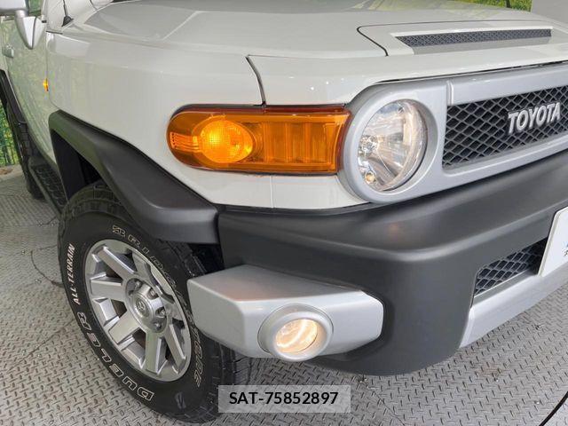 Toyota FJ CRUISER 2017-10 6264085-12