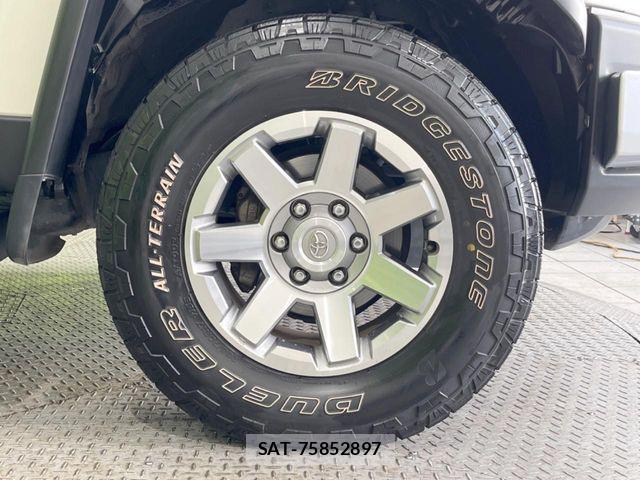 Toyota FJ CRUISER 2017-10 6264085-6