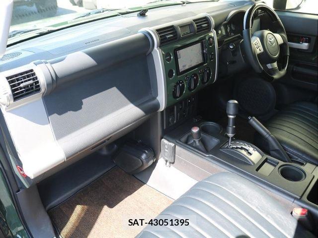 Toyota FJ CRUISER 2013-01 6611910-3