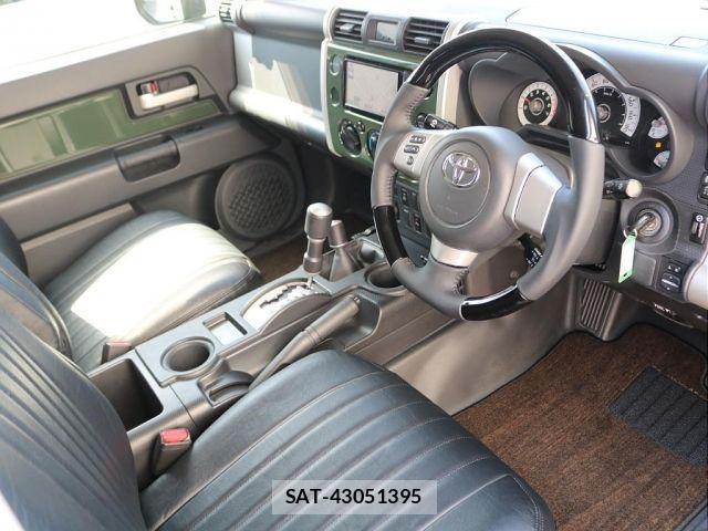 Toyota FJ CRUISER 2013-01 6611910-4