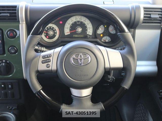 Toyota FJ CRUISER 2013-01 6611910-5