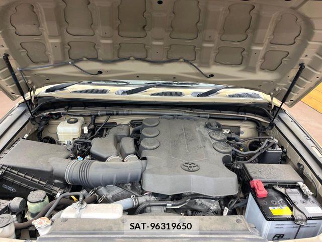 Toyota FJ CRUISER 2017-06 6641581-16