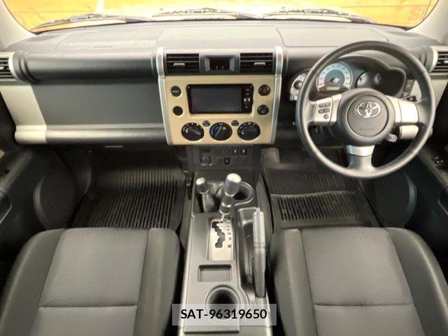 Toyota FJ CRUISER 2017-06 6641581-1